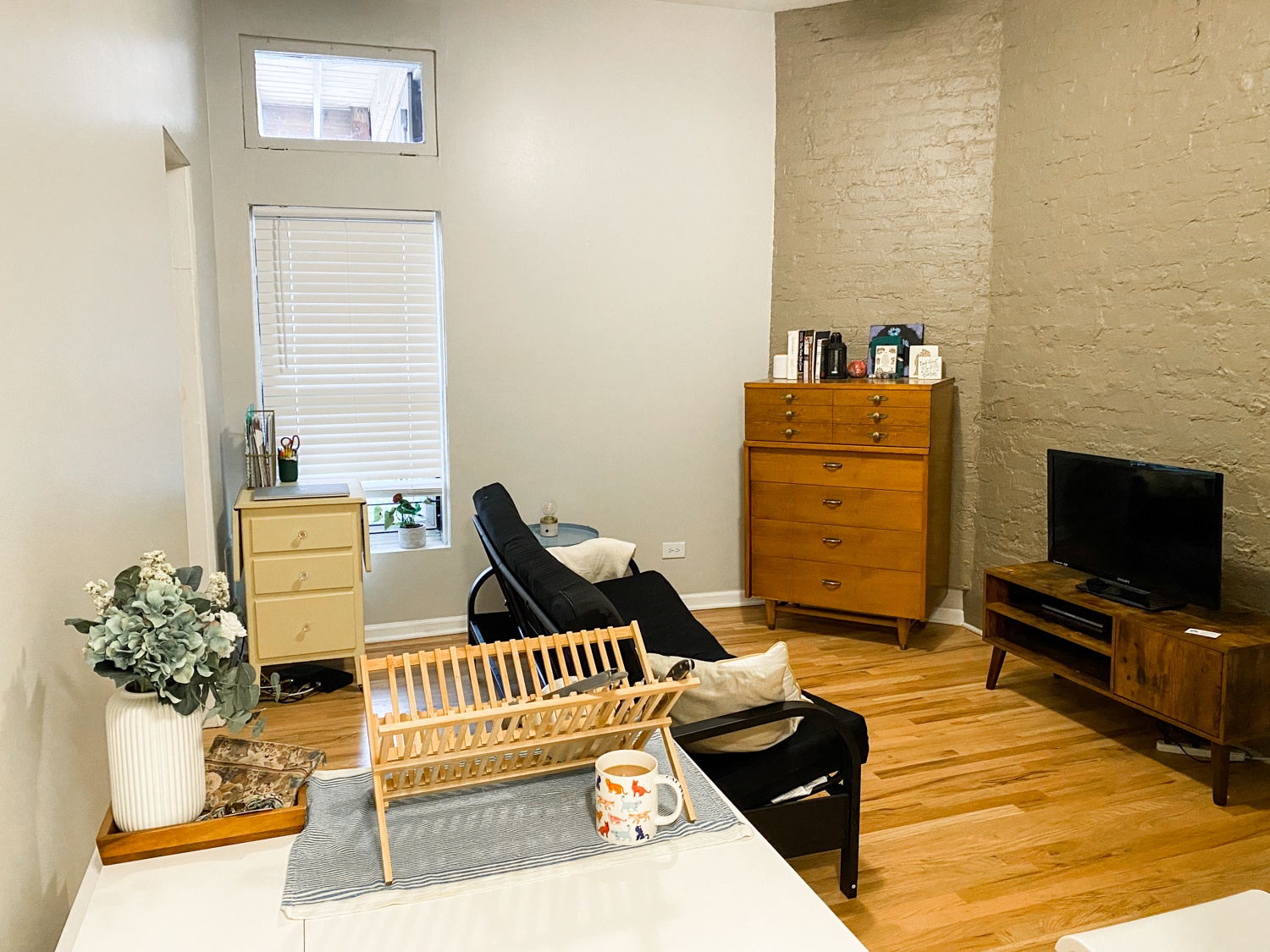 959 W. Webster 959 W. Webster, Chicago, IL 60614 - Leasing by Cross Street
